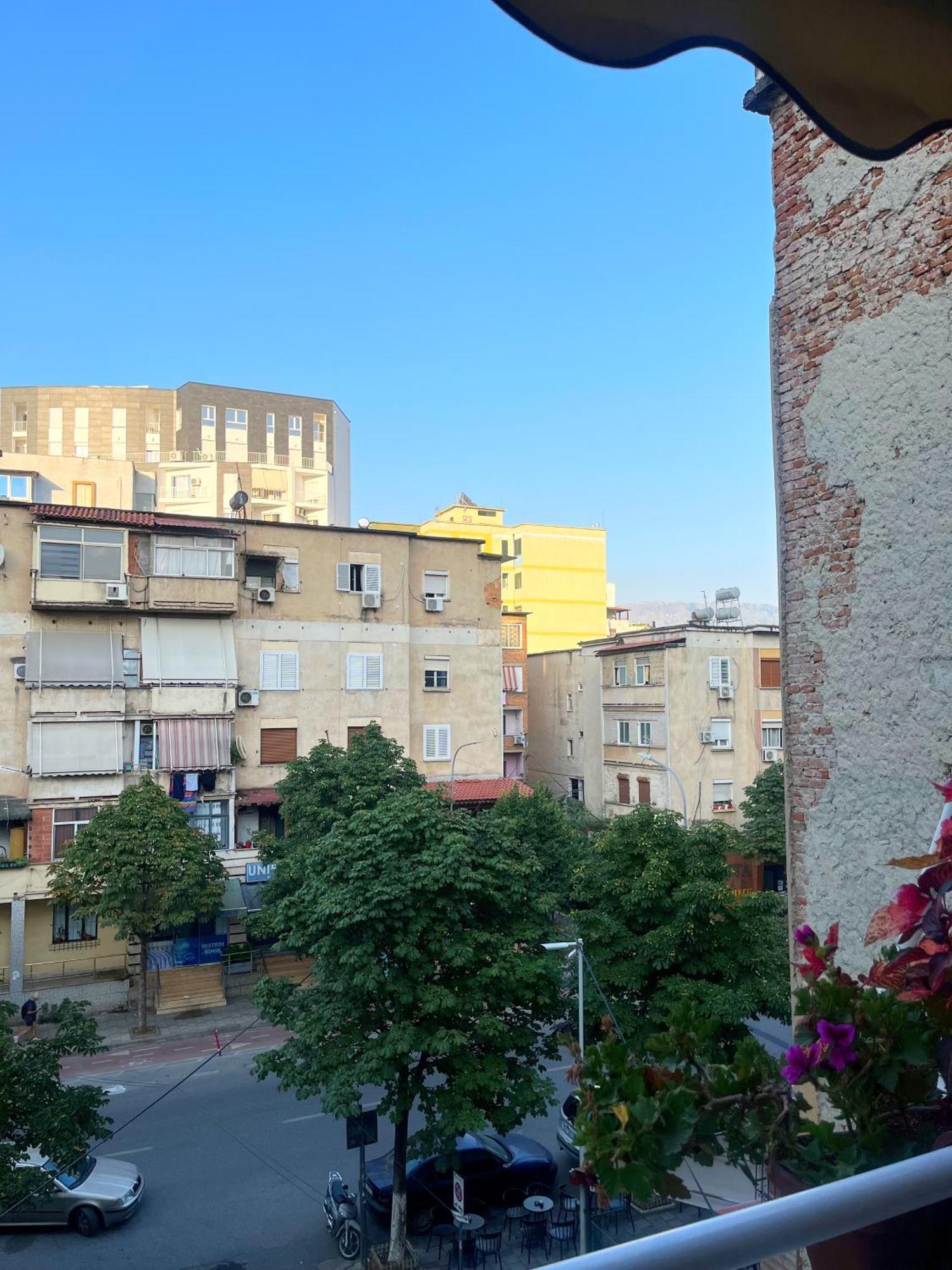 Vibrant & Central Tirana Oasis Exterior photo
